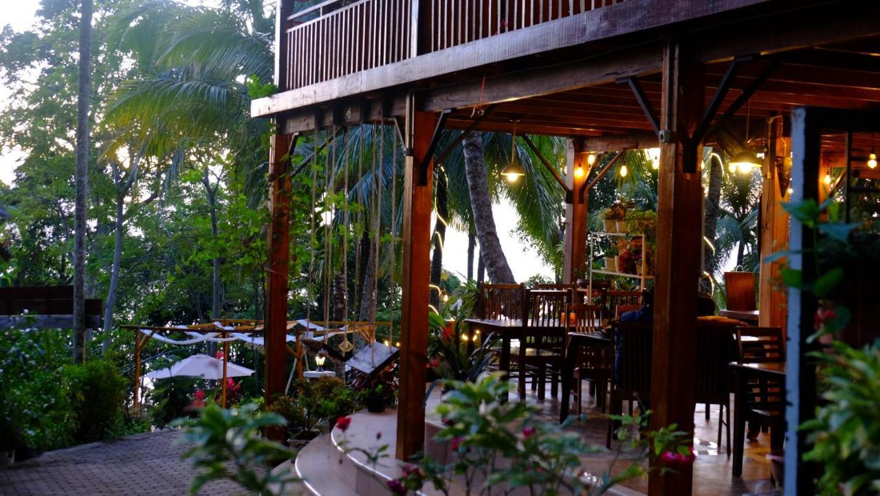 Air Manis Hillside Villa Cafe & Resto Padang  Exteriér fotografie