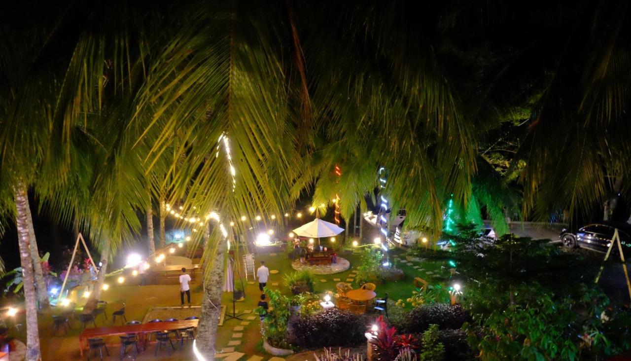 Air Manis Hillside Villa Cafe & Resto Padang  Exteriér fotografie