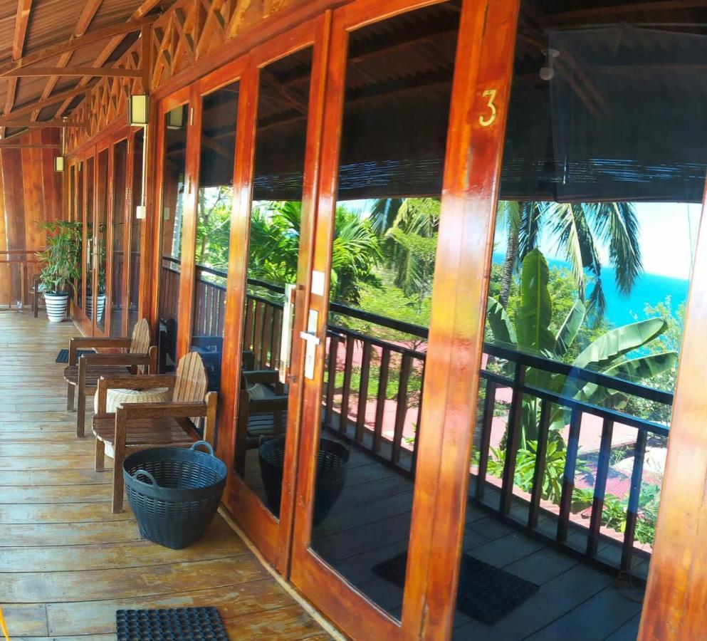 Air Manis Hillside Villa Cafe & Resto Padang  Exteriér fotografie